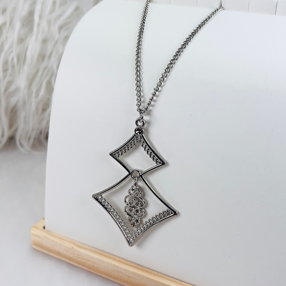Pretty Lightweight Silvertone, Large Square Penda… - image 7